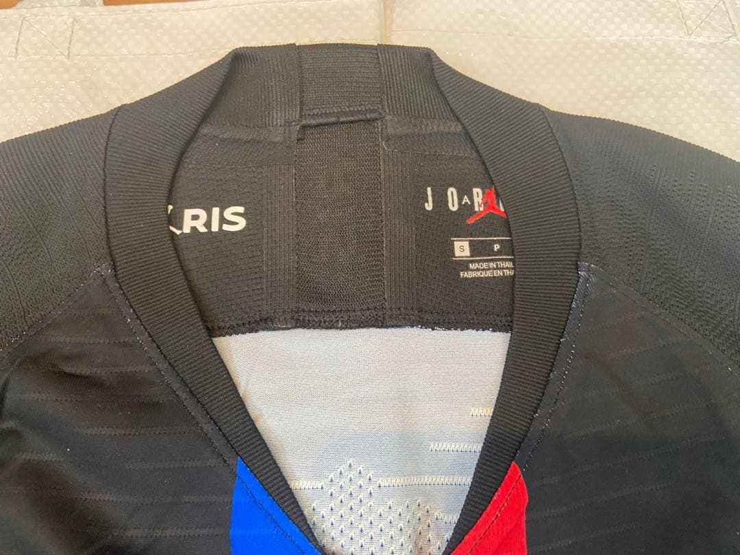 Paris Saint-Germain ブラックシャツ