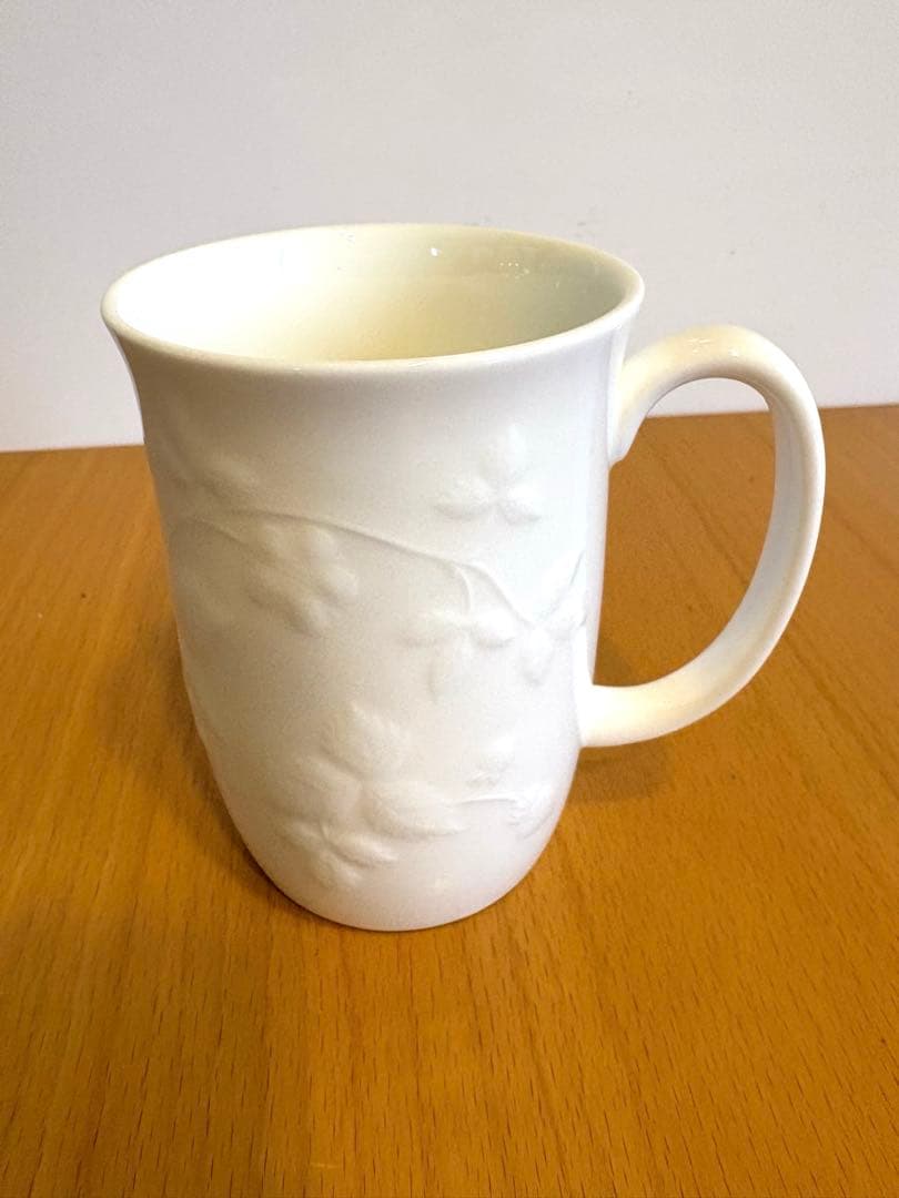  ワイルドストロベリーホワイト ボウル&マグカップ 4個セット