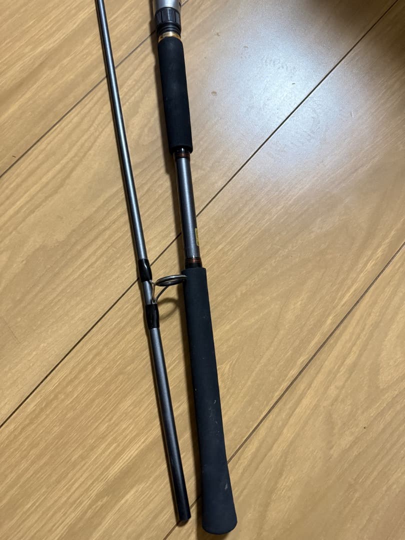 ショアジギングロッド 分割式 黒
