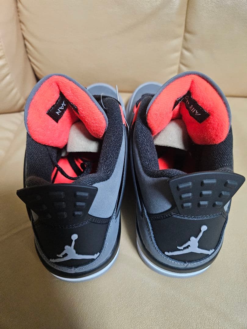 シューズ(男性用) NIKE AIR JORDAN 4 RETRO DH6927-061