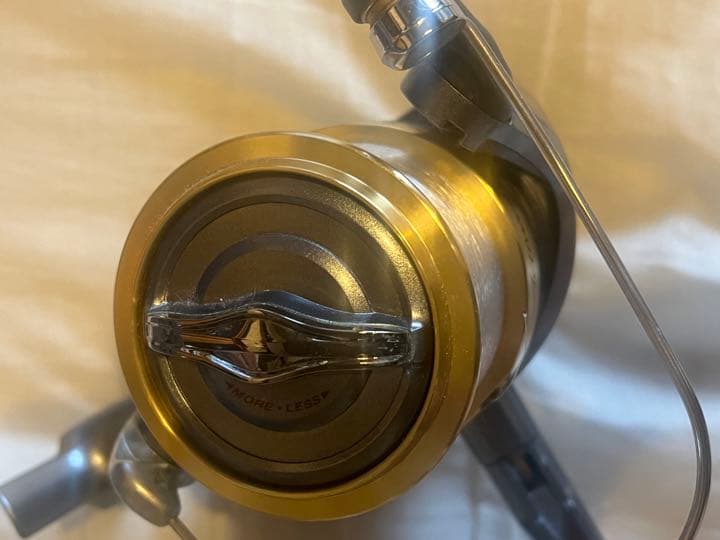 アクティブキャスト1050 shimano リール
