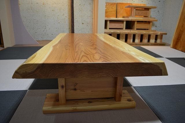 №54　秋田杉一枚板☆座卓☆厚板　3帖～6帖⭐︎セール品
