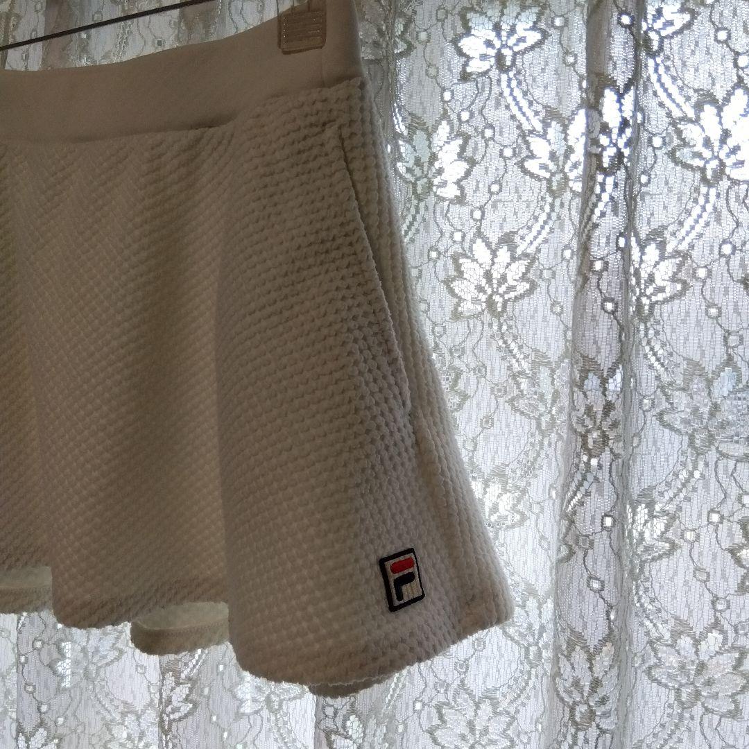 フィラ　ジャケットとスコートのセットアップ