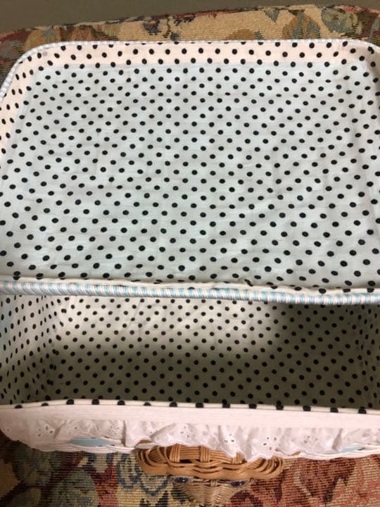 なそさそ様　オーダーくま付きカゴ