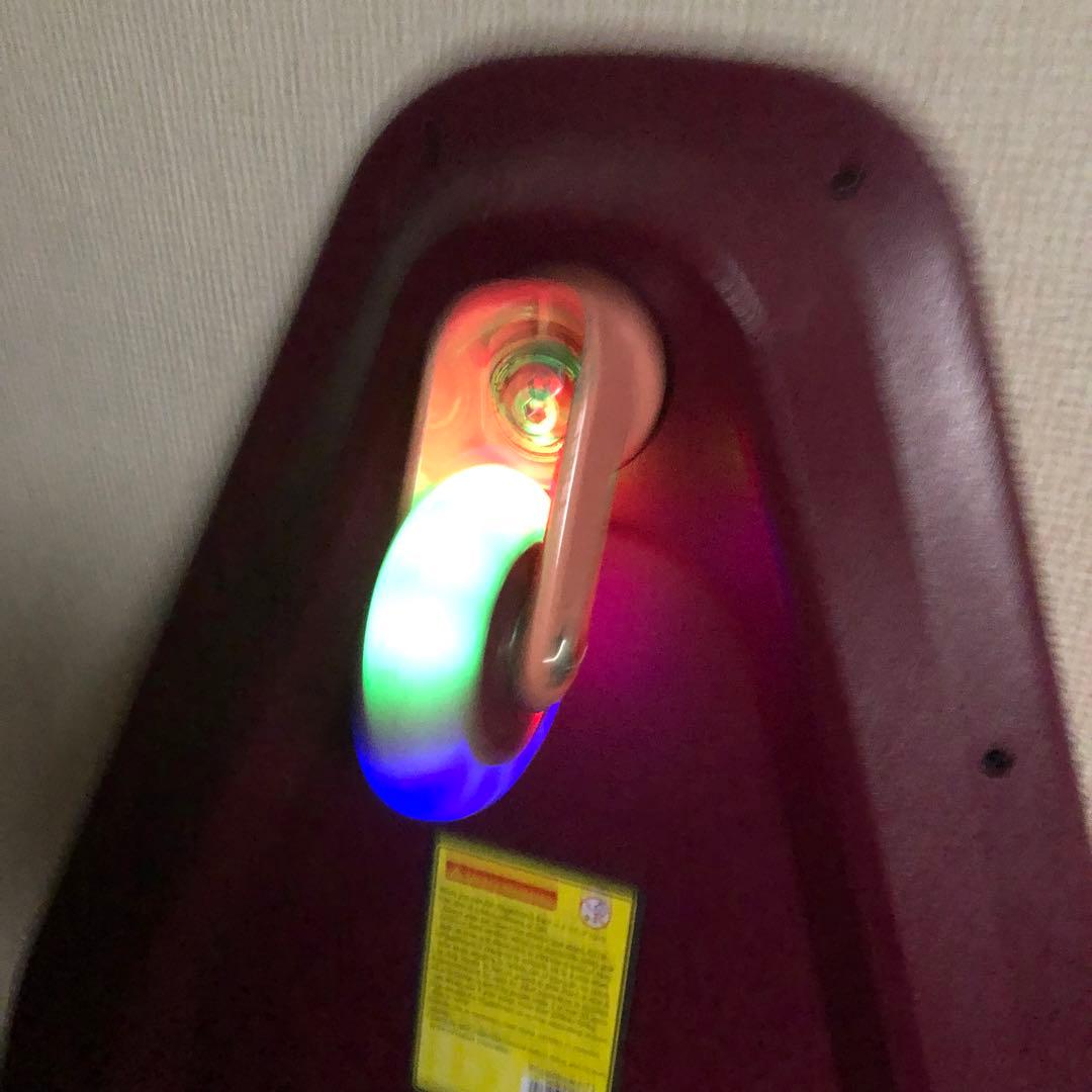 ウグルボード　体幹を鍛える　Wiggleboard 光るタイヤ