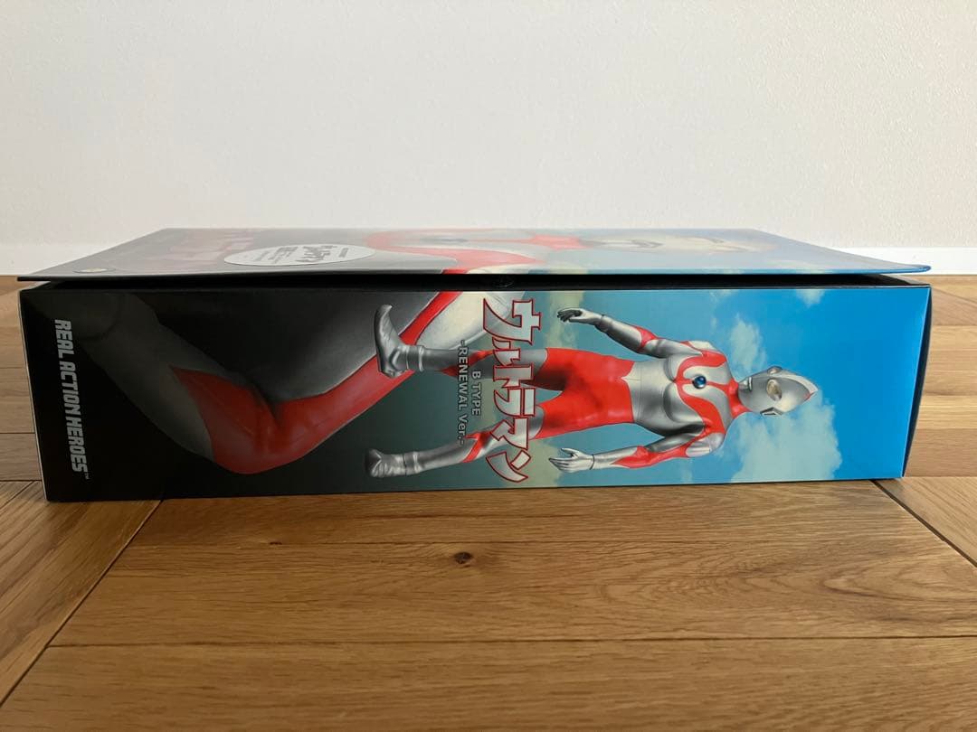未開封 RAH ウルトラマンB TYPE RENEWAL Ver.