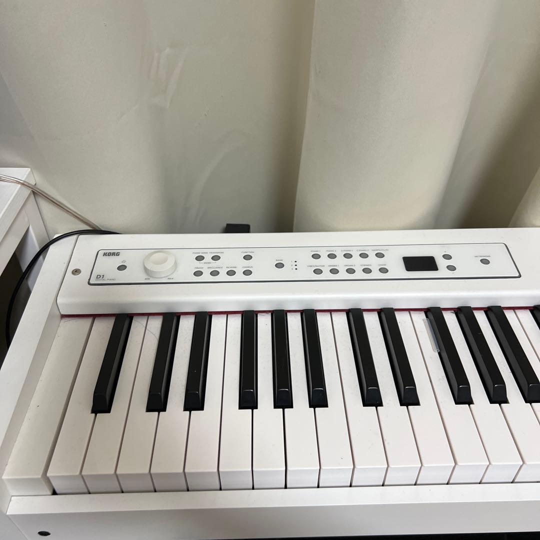 【難あり、値段下げ】KORG 電子ピアノ D1 白 ケース付き コルグ