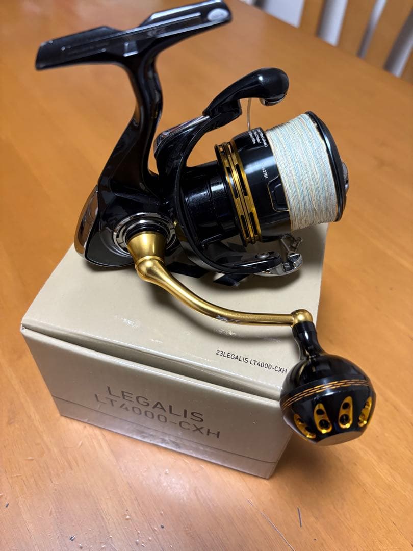 Daiwa 23LEGALIS LT4000-CXH スピニングリール