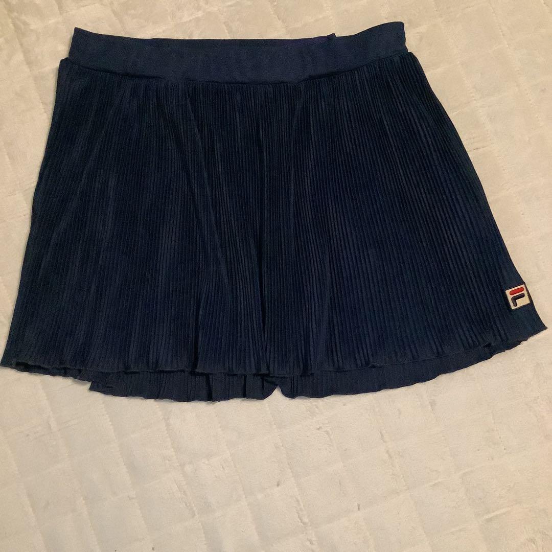 フィラテニススコート　新品タグ付き