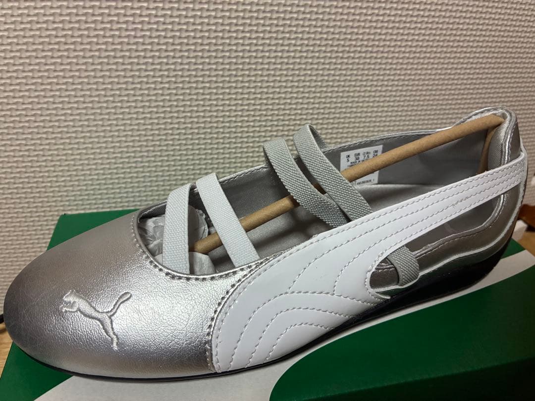 ［PUMA ］ウィメンズスピードキャットバレエシューズ新品未使用品　24.0