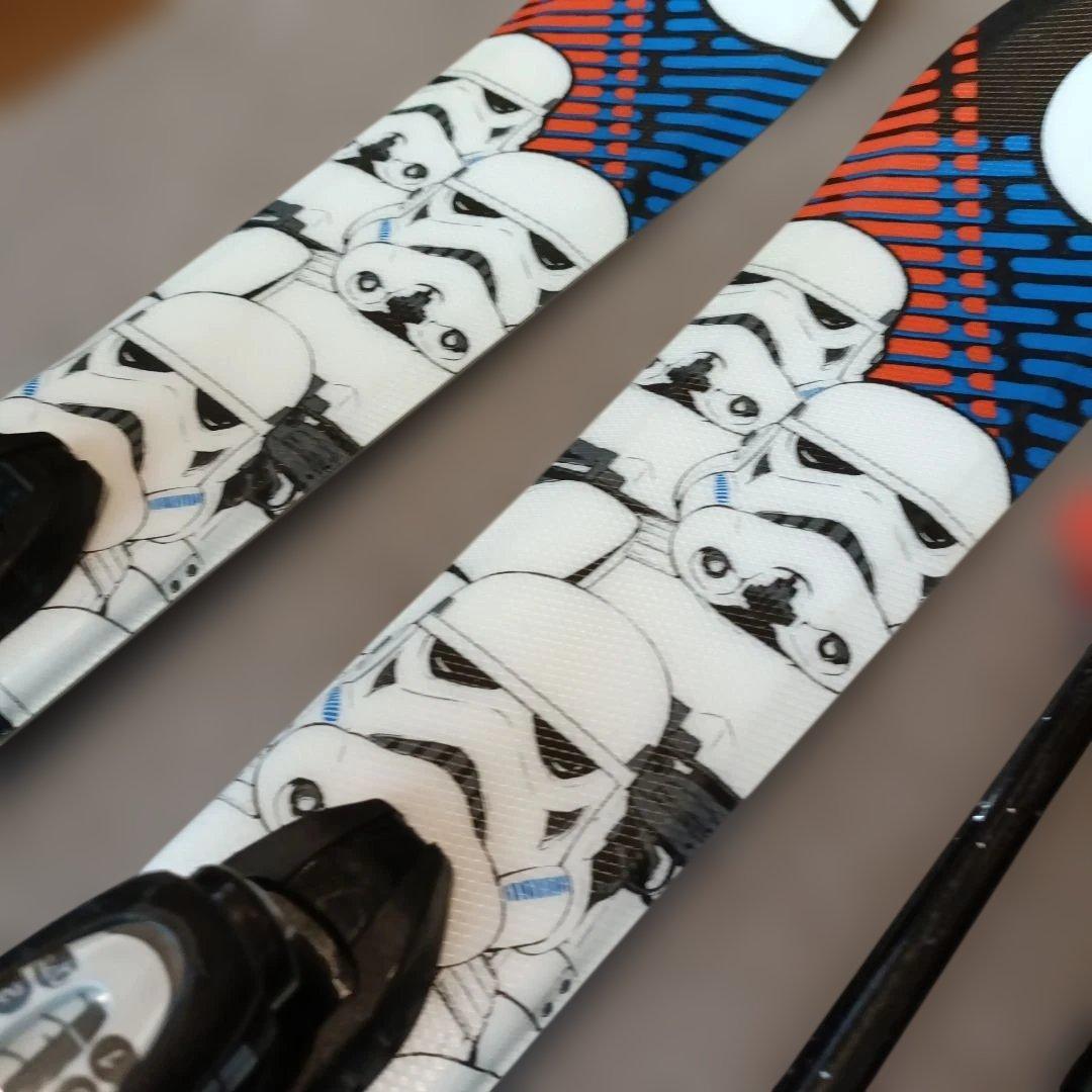 ROSSIGNOL ロシニョール ジュニアスキーセット ヘルメット付き。