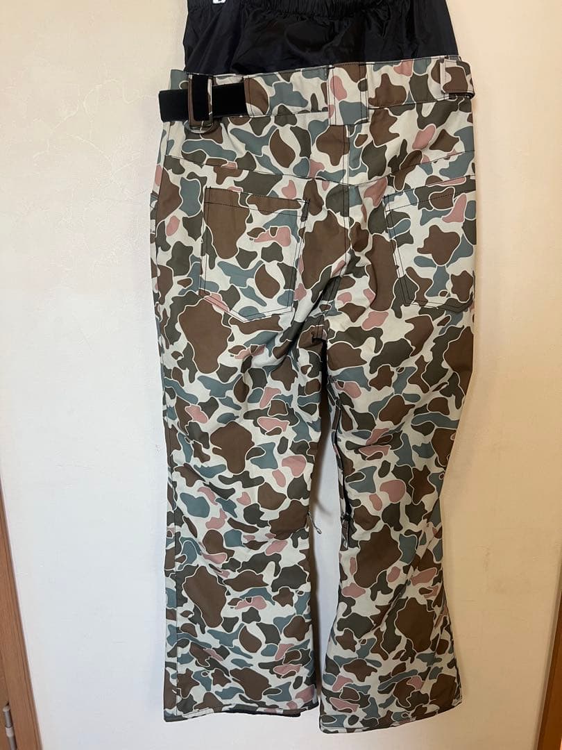 迷彩スノーボードパンツ