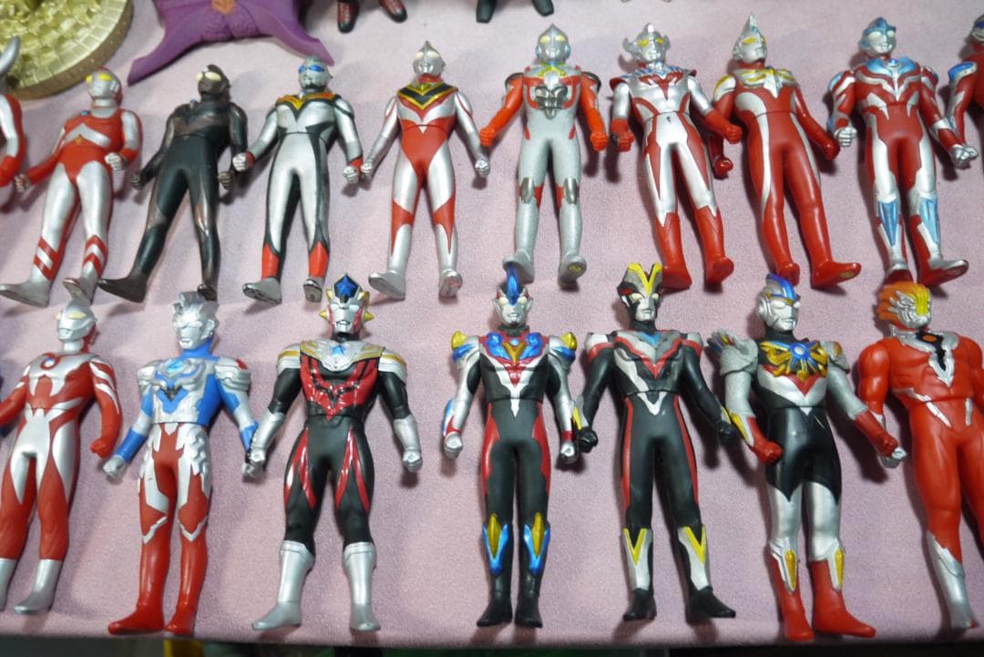 ウルトラヒーローシリーズ500　ウルトラ怪獣シリーズ500　ソフビ95体