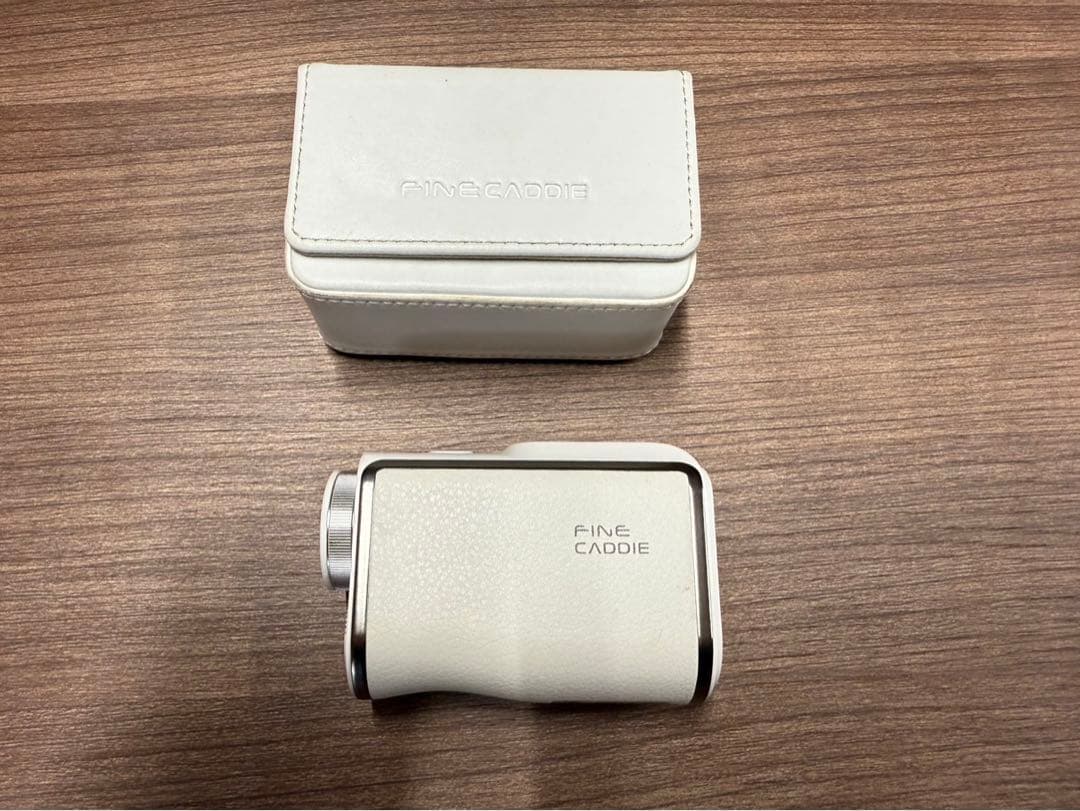 美品　FINE CADDIE J3 ゴルフ用レーザー距離計　ケース付き