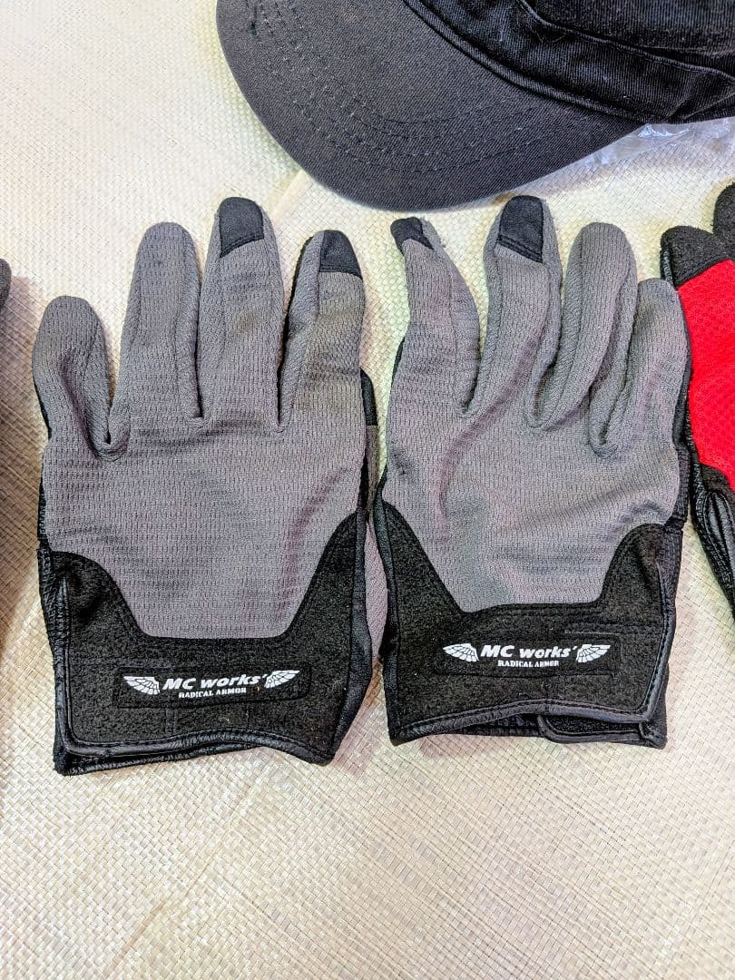MC works フィッシンググローブ 2組とキャップセット オマケ付き
