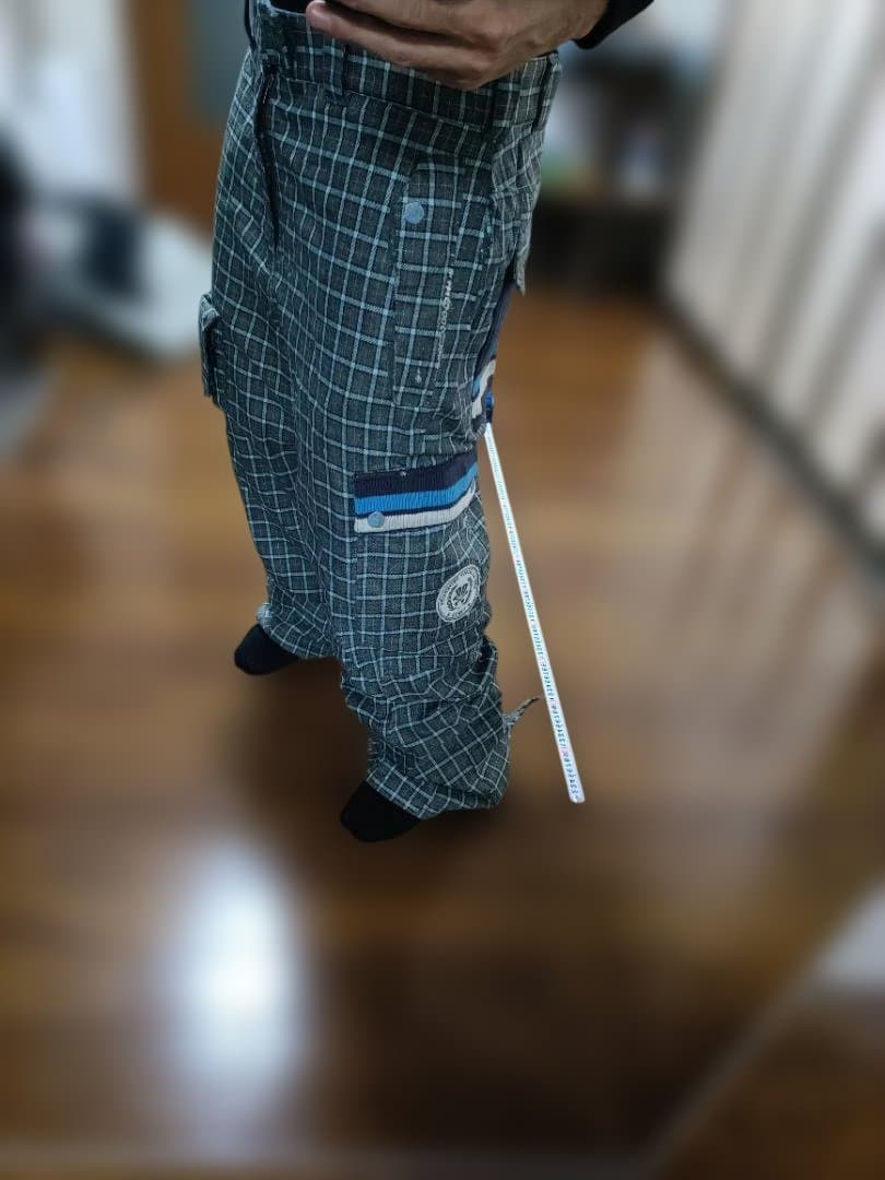 REW スノーボードパンツ 裾破れあり 大きめ