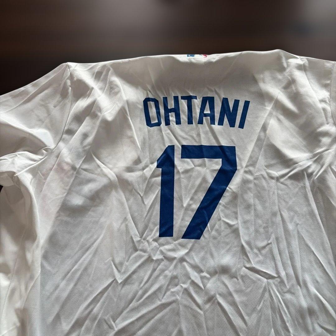 ロサンゼルス・ドジャース ユニフォーム 大谷 17