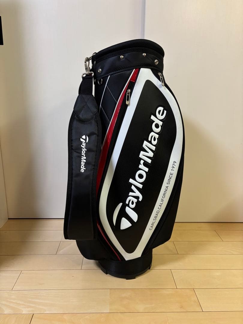 【美品】TaylorMade テーラーメイド　キャディバッグ ブラック