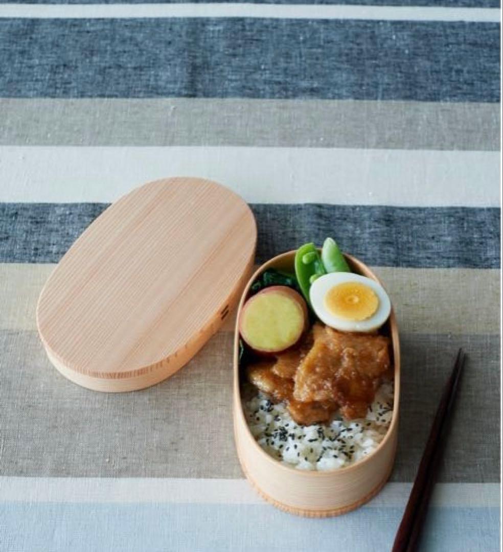 【未使用未開封】仕切り付 伝統的工芸品　大館曲げわっぱ　小判型弁当(小)