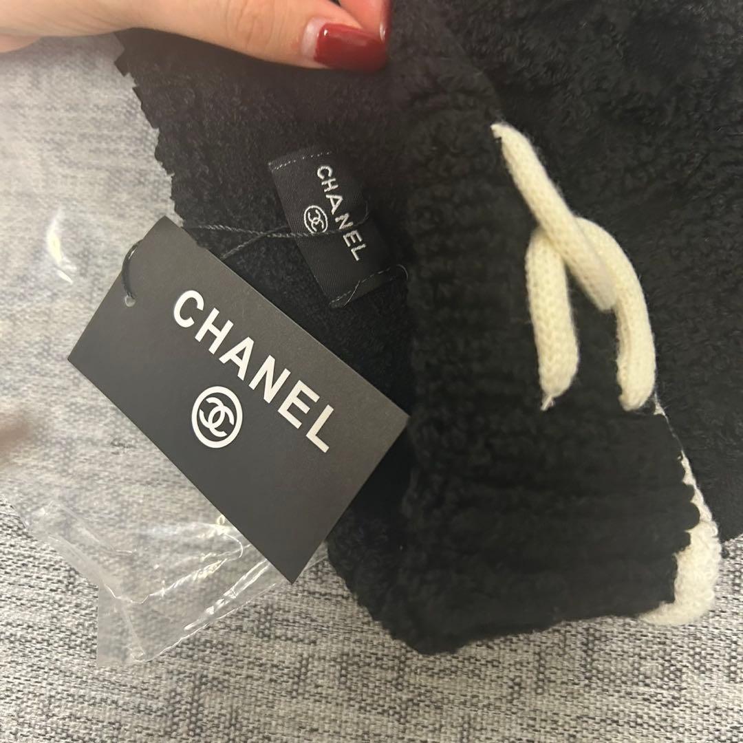 未使用　CHANELノベルティニット帽
