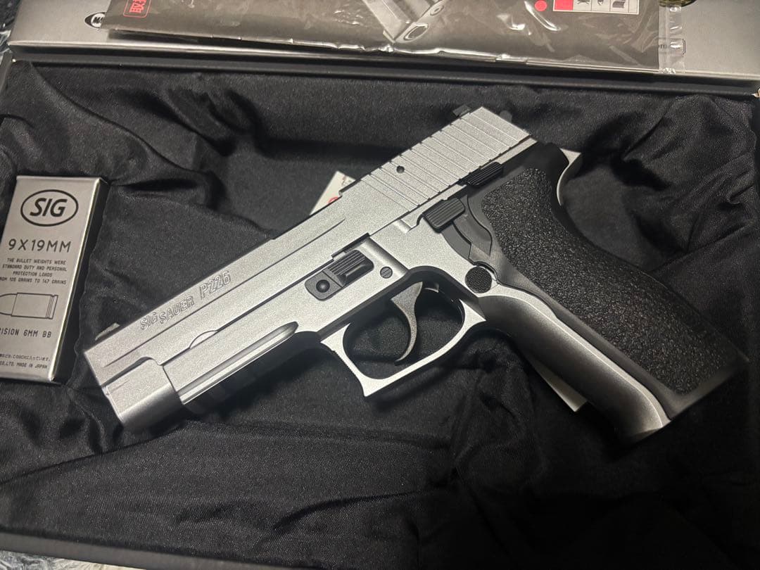 SIG SAUER P226 E2 ステンレスモデル シグ ロングマガジン付き