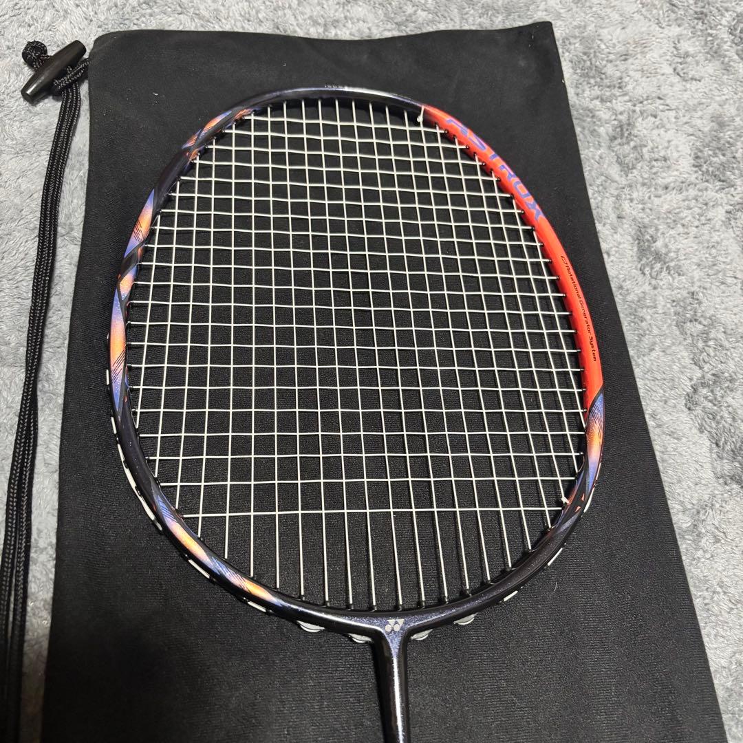【美品✨】アストロクスASTROX 77 PRO バドミントン3UG5 ケース付