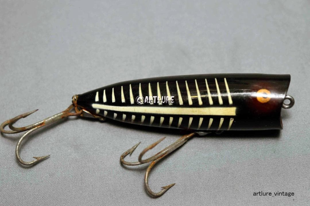 Heddon（ヘドン）ヴィンテージ chugger 希少金目初期8027-54