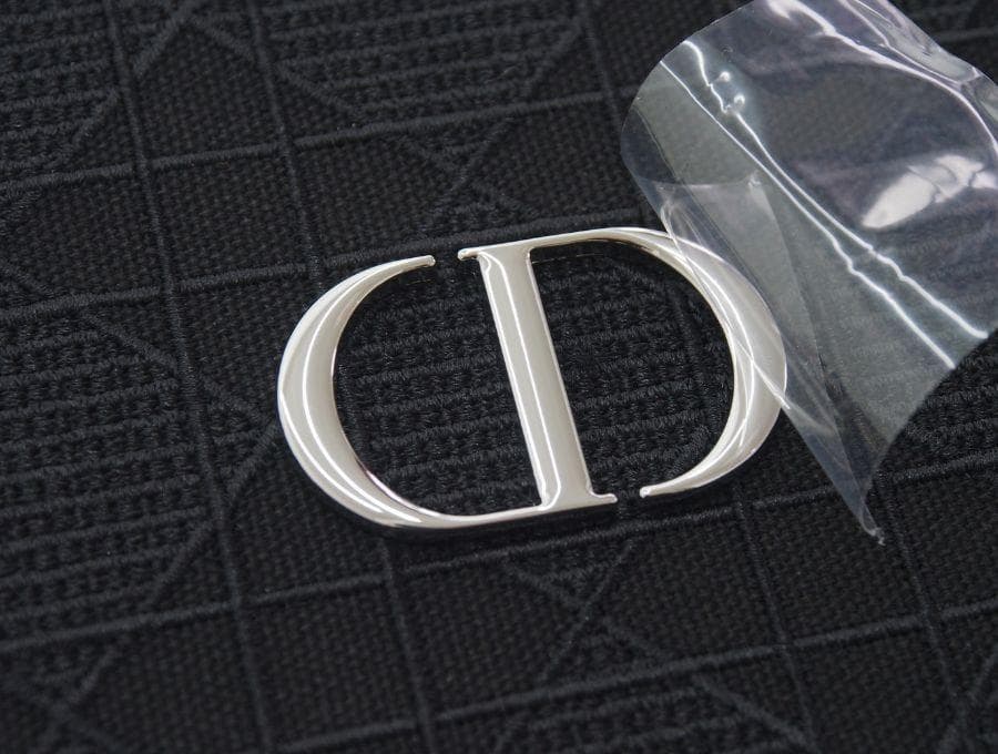 ディオール ノベルティ 鏡付きハードケース カナージュステッチ 上海 Dior