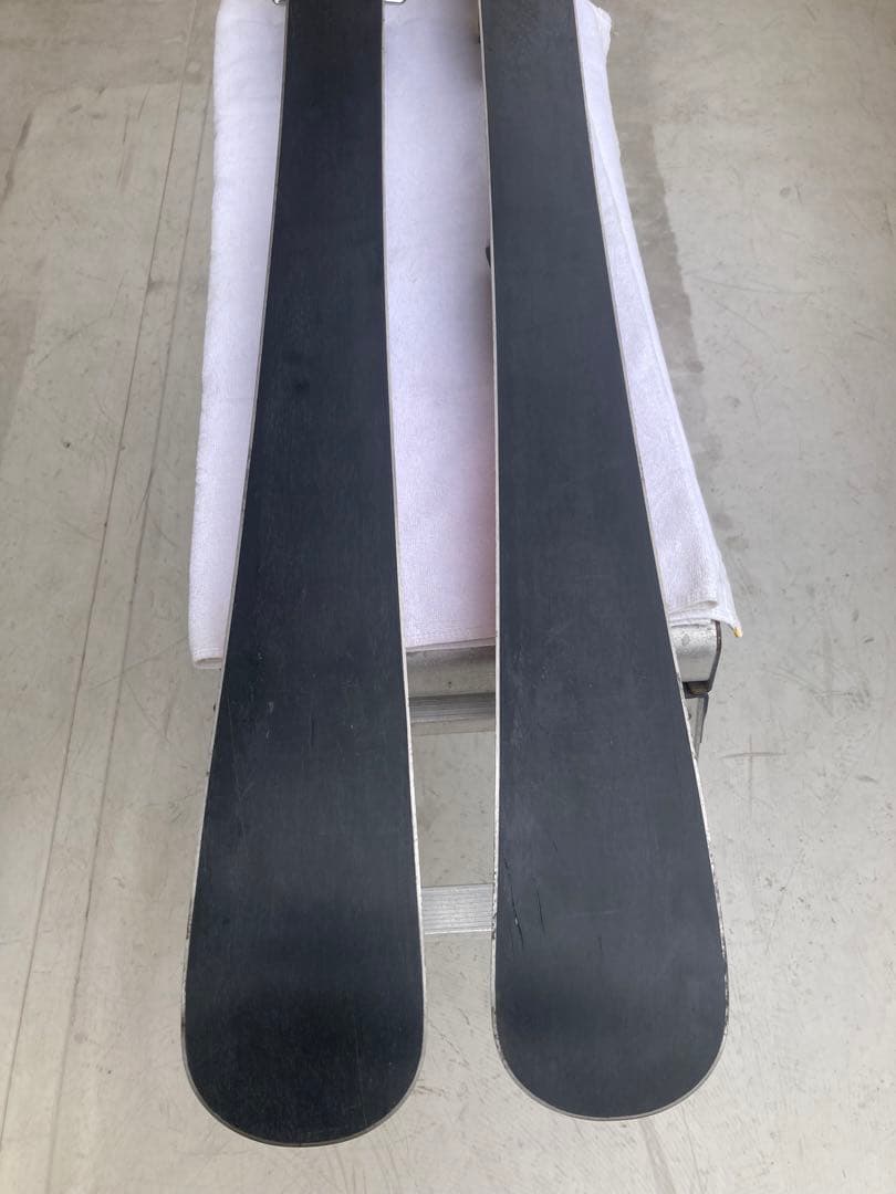 ショートスキー　Rossignol 解放ビィンディング　ブーツ付　25.5cm