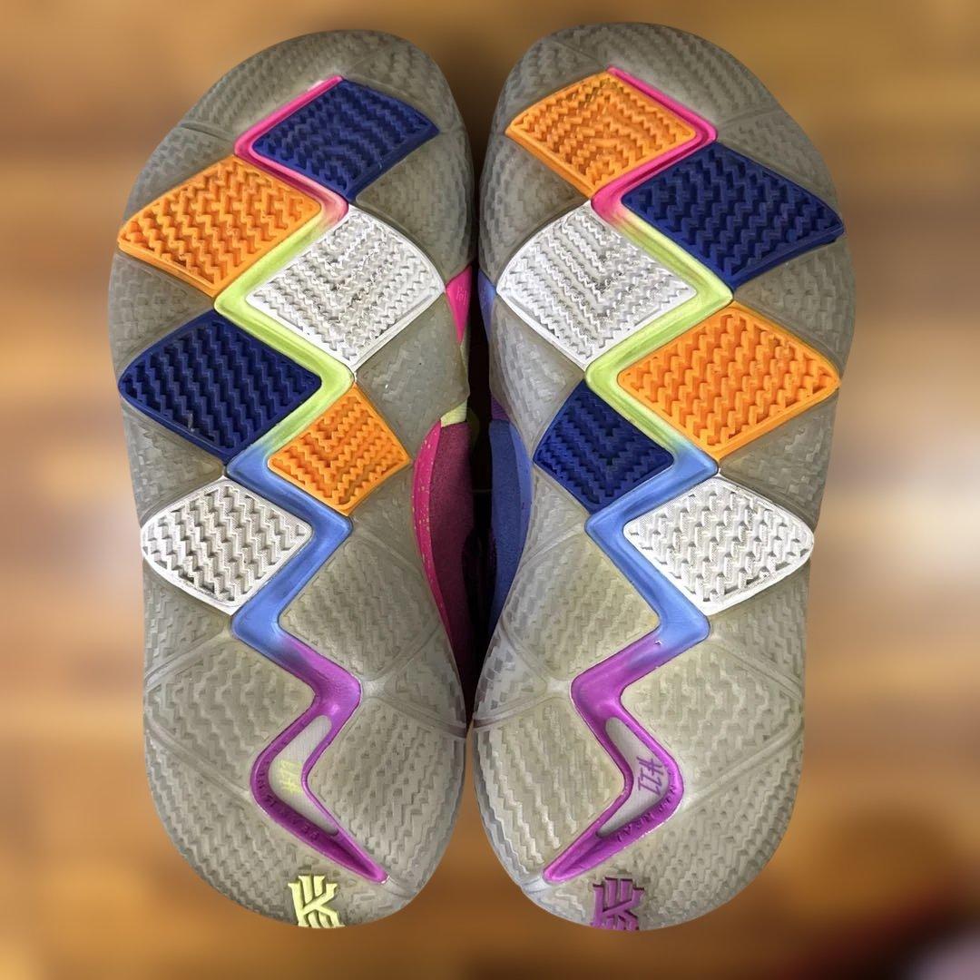 kyrie4 confetti 28.5 レアカラー