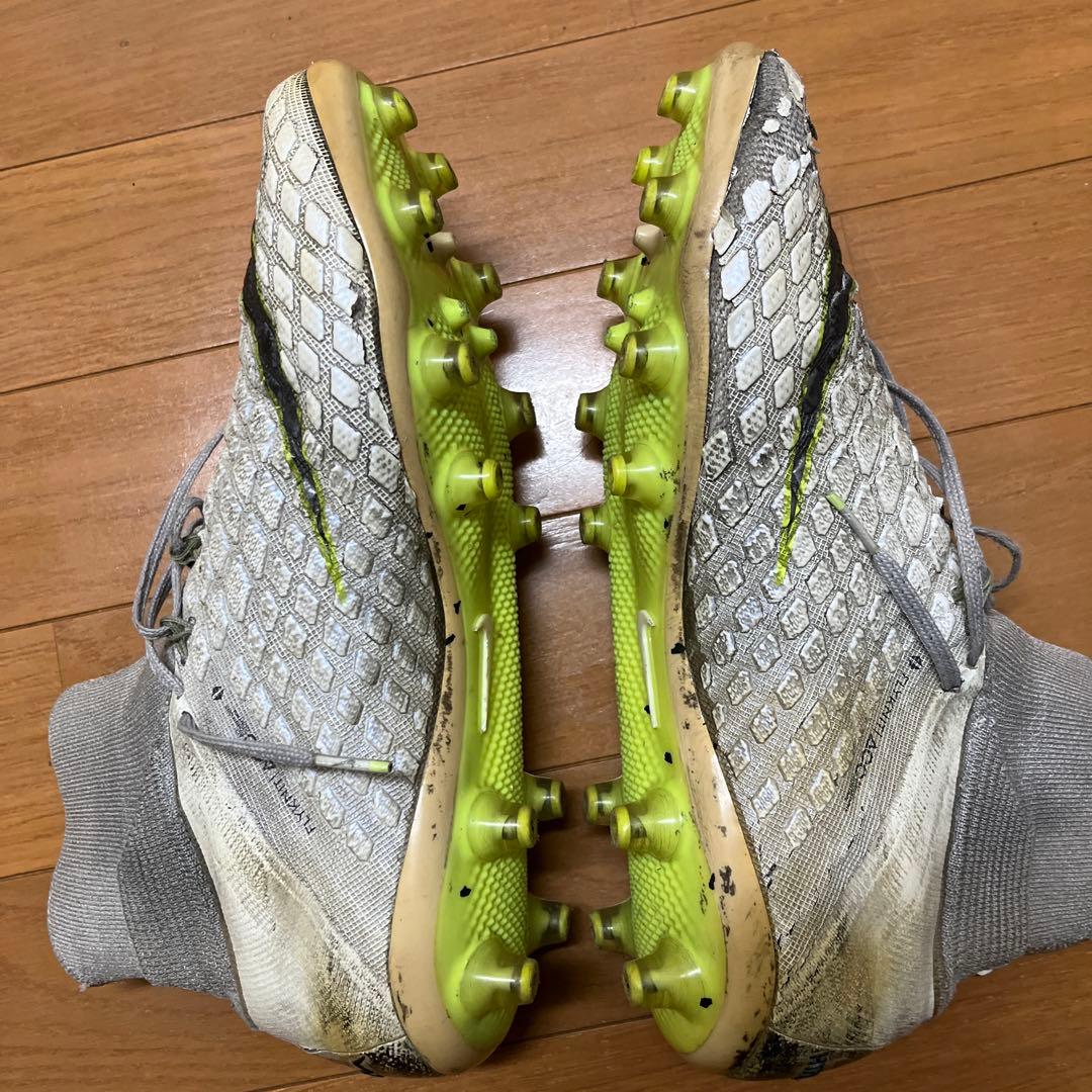 NIKEサッカースパイク　ハイパーヴェノムAG 26cm