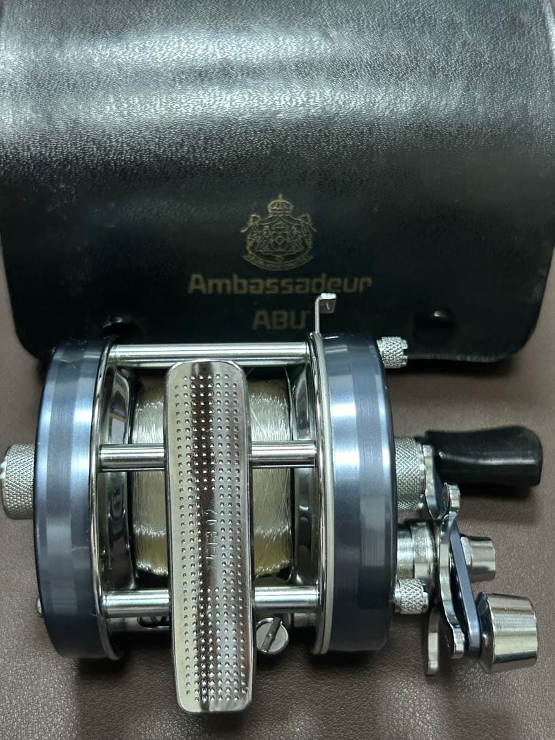 ABU Ambassadeur 5500C ブルーグレー おまけスプール付き