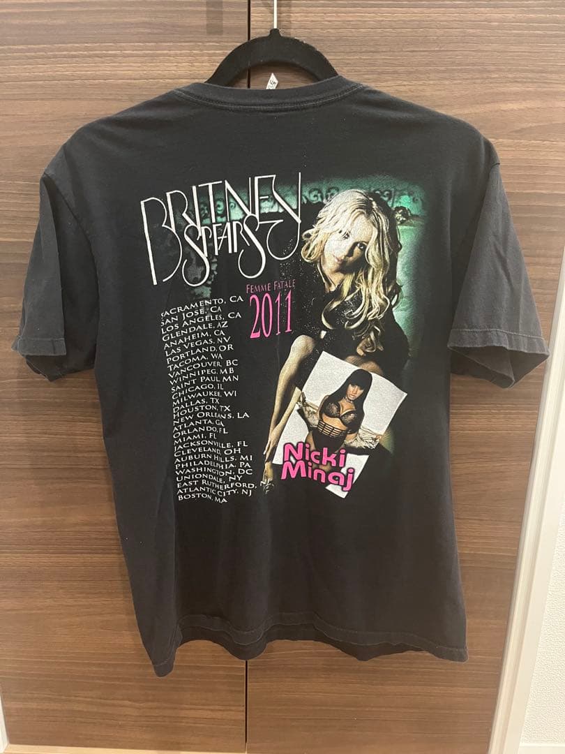 ブリトニー・スピアーズ 2011年ツアーTシャツ