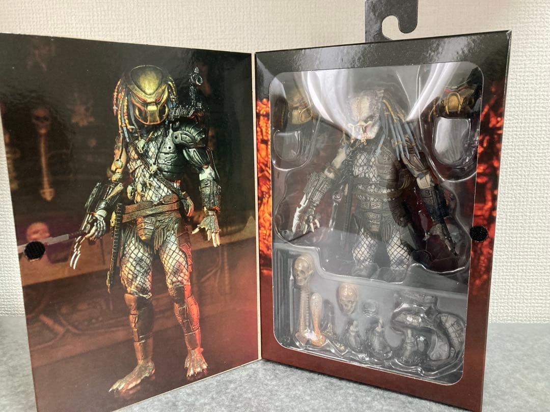 ネカ　NECA エルダー　プレデター　プレデター2