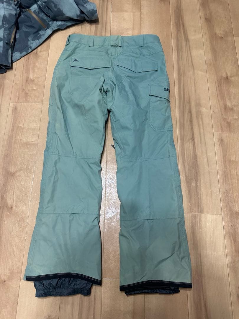 BURTON スノーボードウェア　セットアップ　ブリーチ　カモフラ　上S 下L