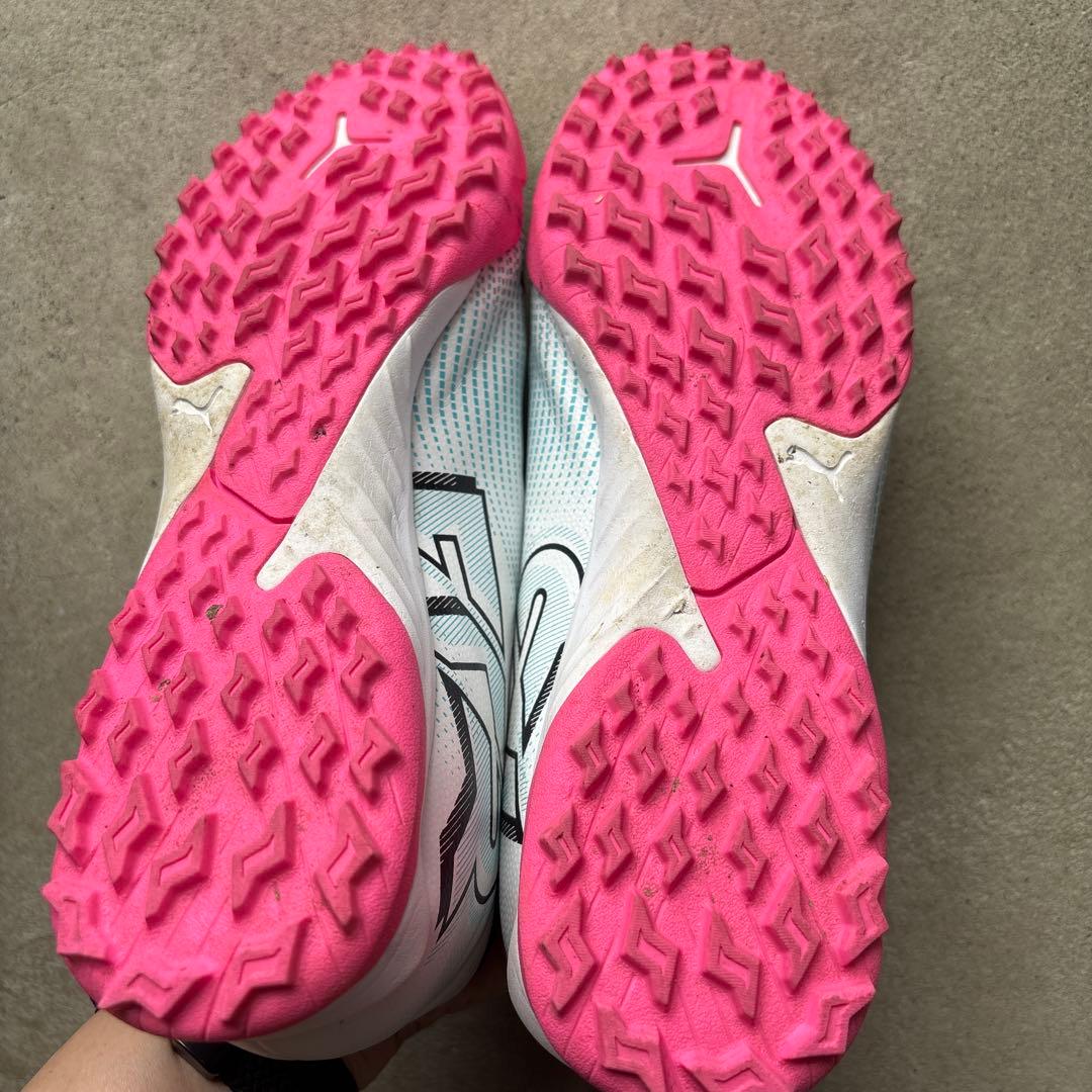 【SALE】Puma サッカーシューズ ホワイト/ピンク24.0
