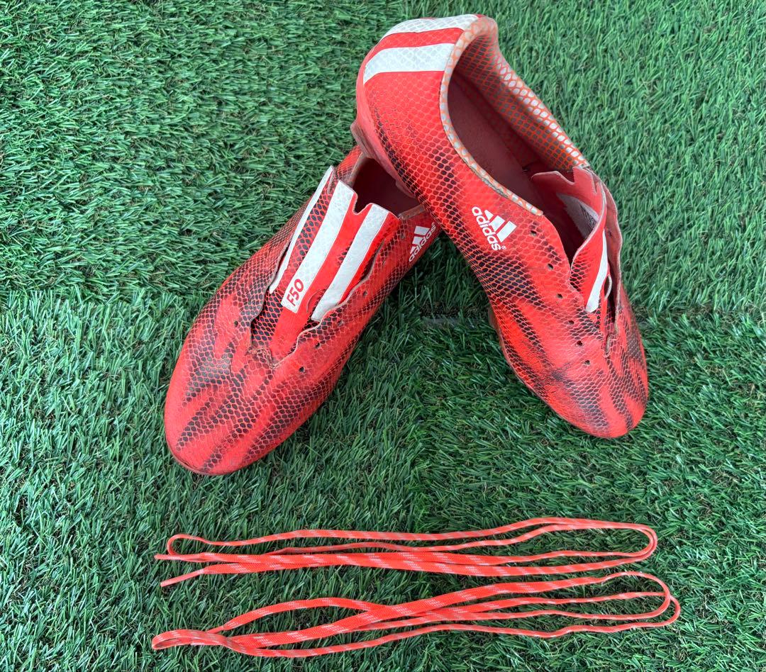 adidas アディゼロF50ソーラーレッド×ランニングホワイトサッカースパイク