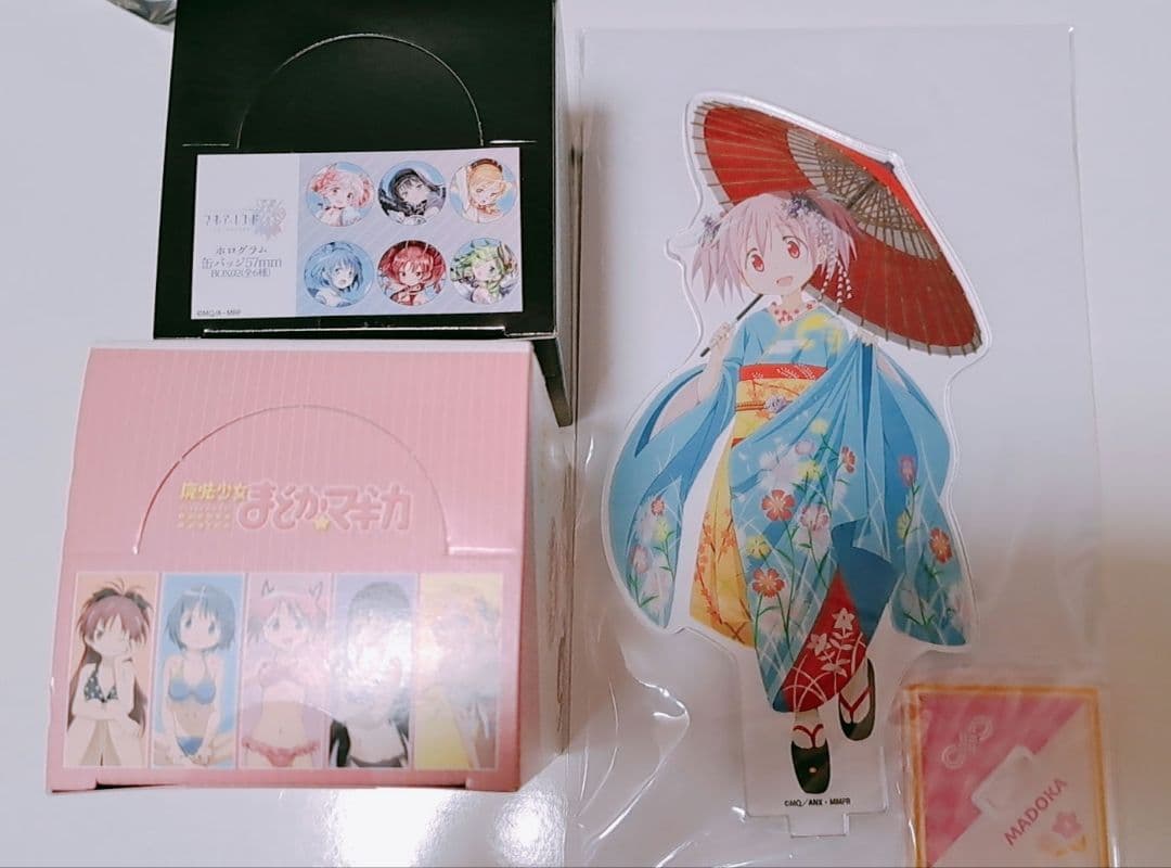 まどマギ まとめ売りセット売り 魔法少女まどか☆マギカ 色紙 缶バッジ等