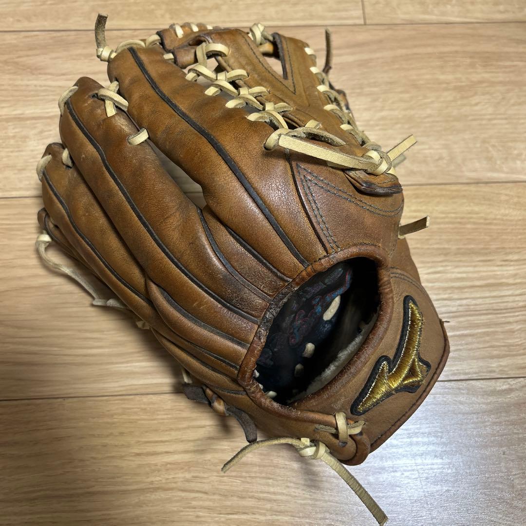 ミズノプロ硬式外野手用　 早い者勝ち！