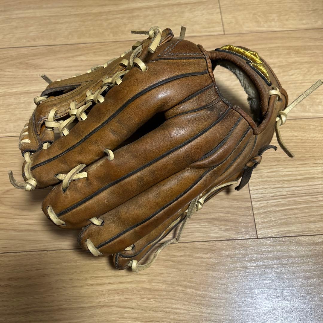 ミズノプロ硬式外野手用　 早い者勝ち！