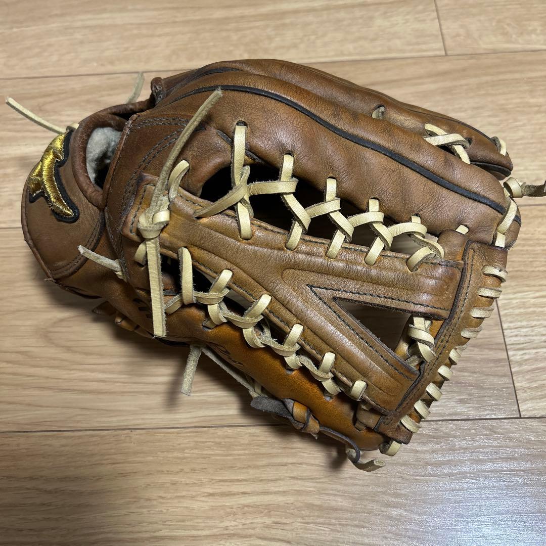 ミズノプロ硬式外野手用　 早い者勝ち！