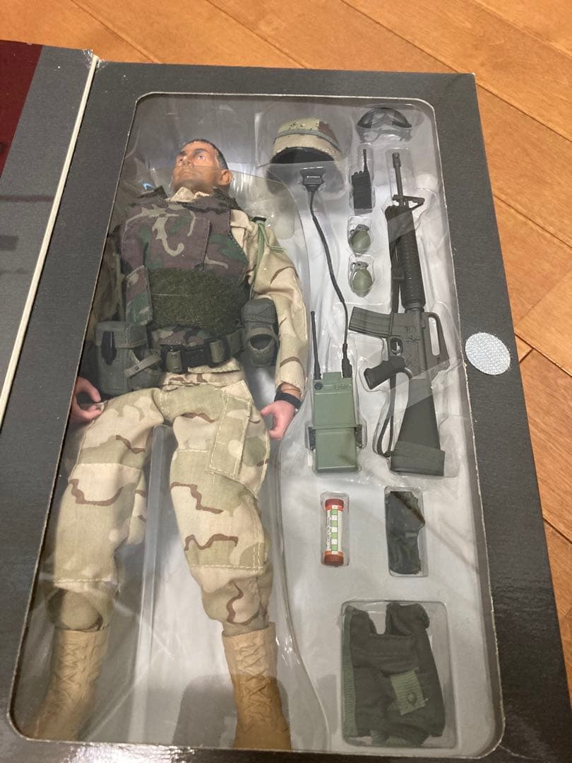 TASK FORCE RANGER McKnight 限定版フィギュア