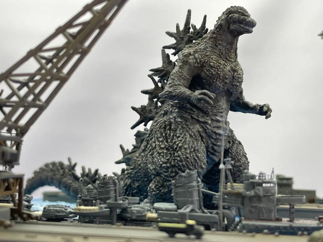 ゴジラマイナスワンジオラマ　逗子軍港上陸