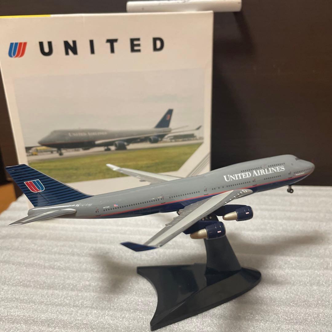 航空機・ヘリコプター UNITED  Boeing747-400  1/400