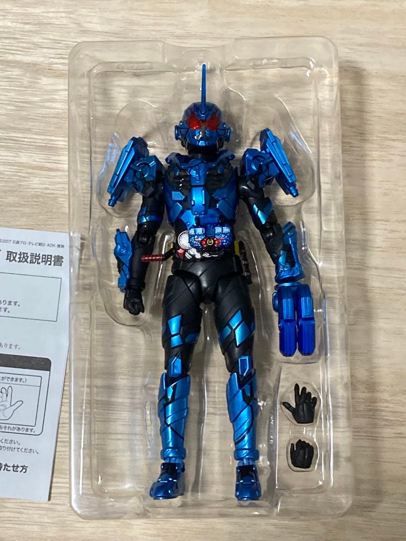 S.H.Figuarts フィギュアーツ 仮面ライダーグリスブリザード