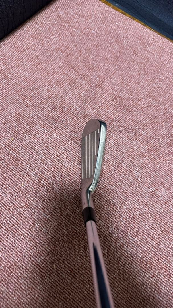 A GRIND CMB HYBRID 4番（23°）