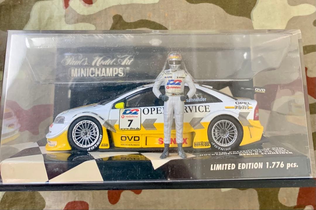 ミニチャンプス '01年 OPEL ホッケンハイムプレゼン カタルーニャ 2台