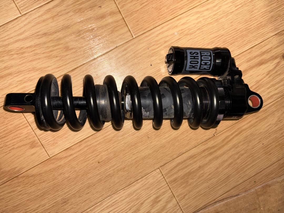 パーツ Rockshox Super Deluxe coil Select 250x70