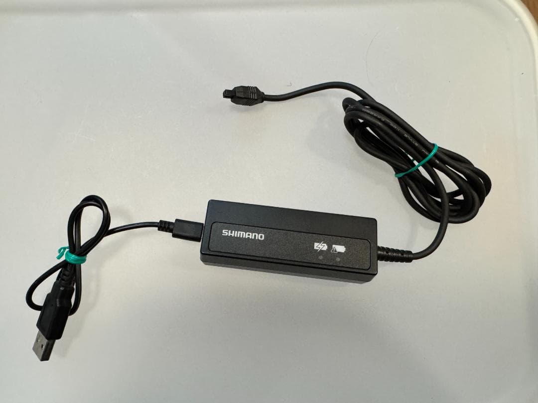 シマノ Di2 充電器 SM-BCR2