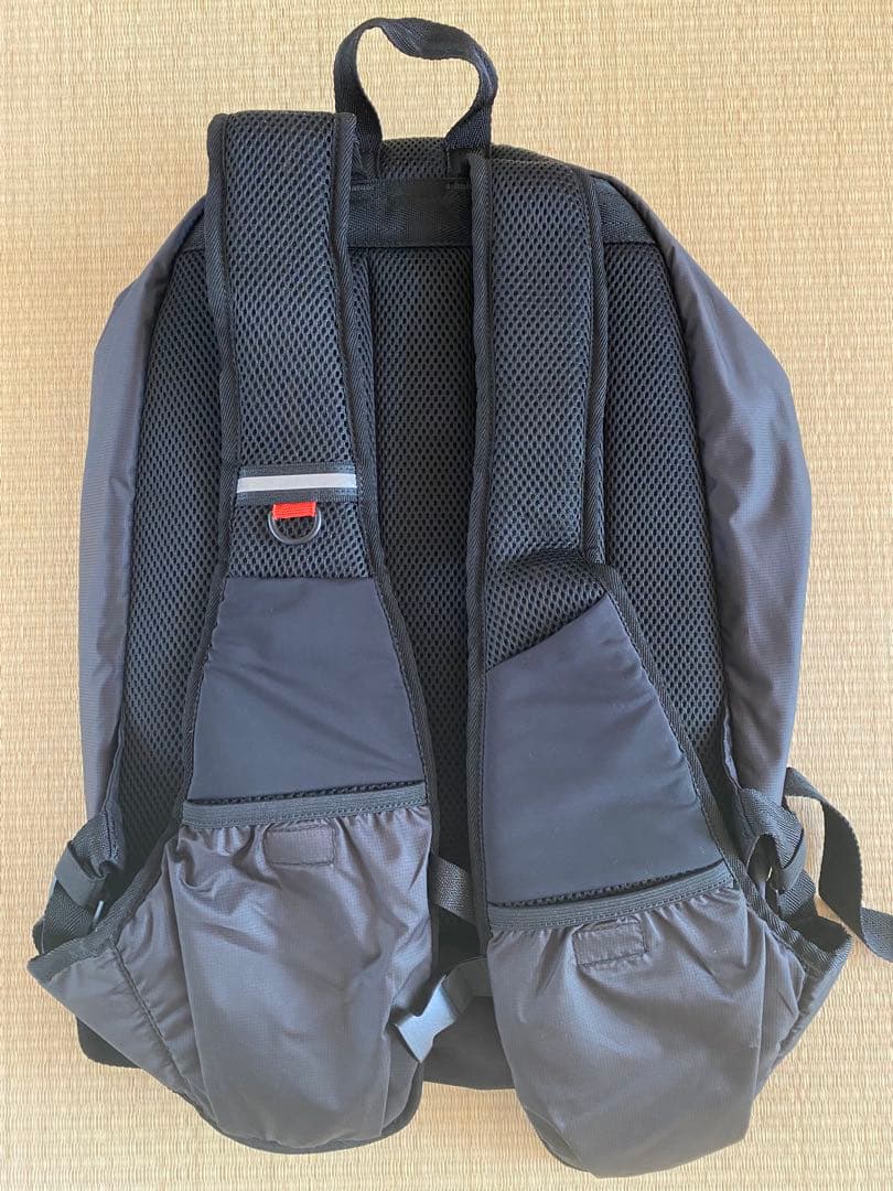 nari/furi ブラック バックパック